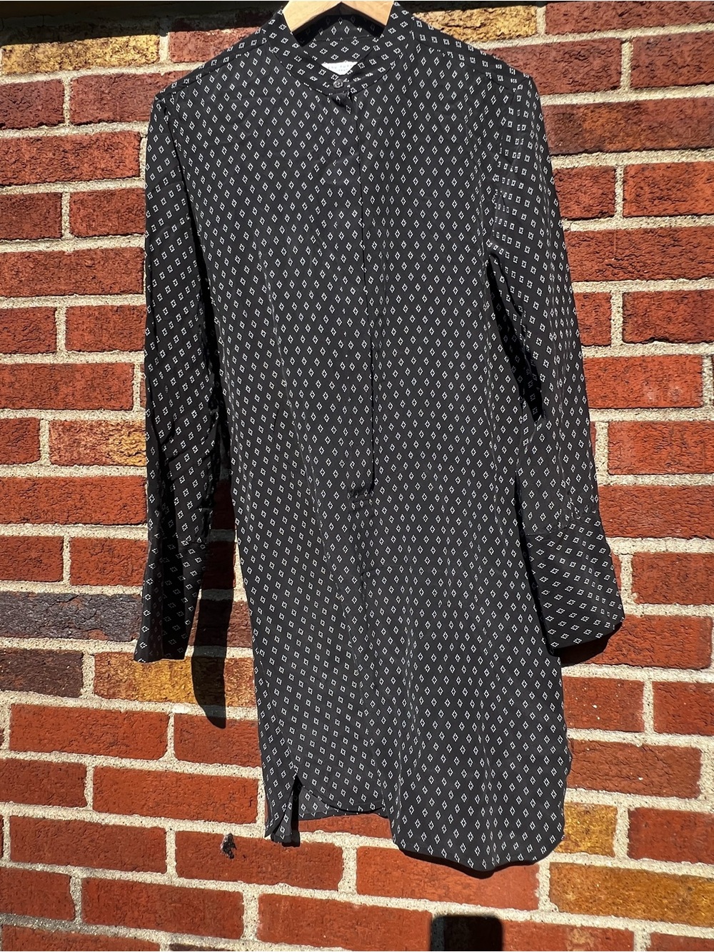 Equipment Femme 100% silk Long Sleeve Dress tSize XS Black